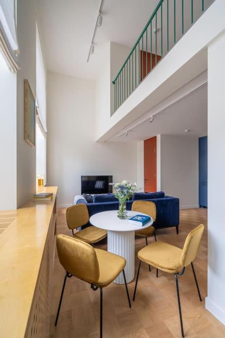 Designer Loft In The City Center Apartment Riga Bagian luar foto